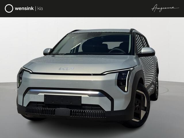 KIA EV3 Plus 58.3 kWh | Tijdelijk Kia inruilpremie ¤ 3000,- Bij Aanschaf | Parkeersensoren Voor + Achter | Camera | Adaptive Cruise | Keyless | DAB+ | Apple Carplay/ Android Auto