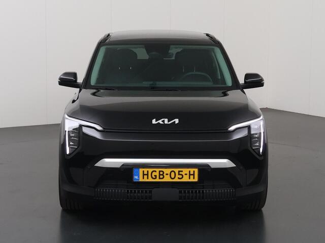 KIA EV3 Plus Advanced 58.3 kWh | SOH 99% | Panoramadak | Harman / Kardon | Dodehoekdetectie | Elektr. Achterklep | Stoel/Stuurverwarming |