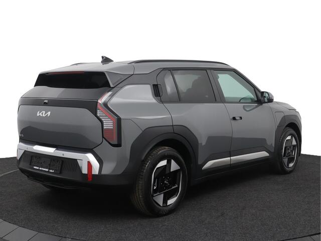 KIA EV3 Plus 81.4 kWh - Prijs incl. ¤3.000, inruilpremie - Stoel / Stuurwielverwarming - Dode hoek sensoren - Parkeersensoren - Fabrieksgarantie tot 12-2032 of 150.000 km