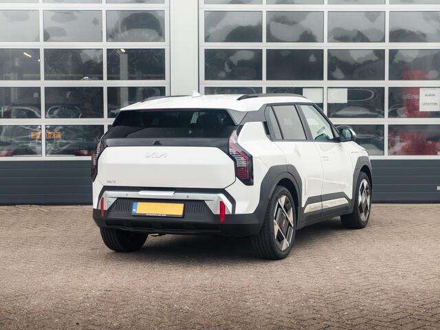 KIA EV3 Plus Advanced 81.4 kWh | Op voorraad | Schuifkanteldak | Stoel en stuurverwarming |