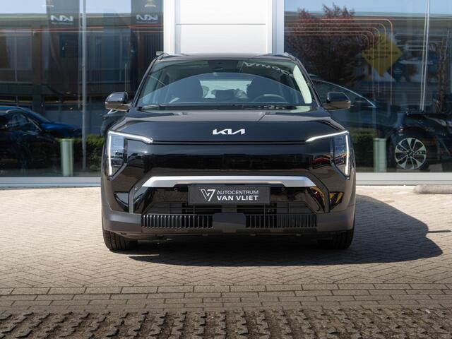 KIA EV3 Plus 58.3 kWh | Binnenkort beschikbaar | Stoel en stuurverwarming | Carplay/android auto |