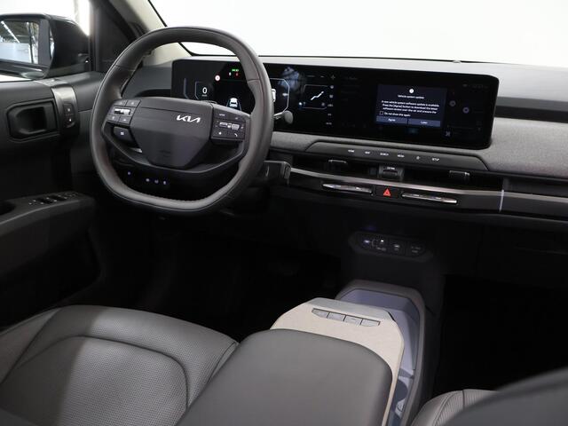 KIA EV3 Plus Advanced 81.4 kWh | Panoramadak | Harman / Kardon | Dodehoekdetectie | Elektr. Achterklep | Stoel/Stuurverwarming |