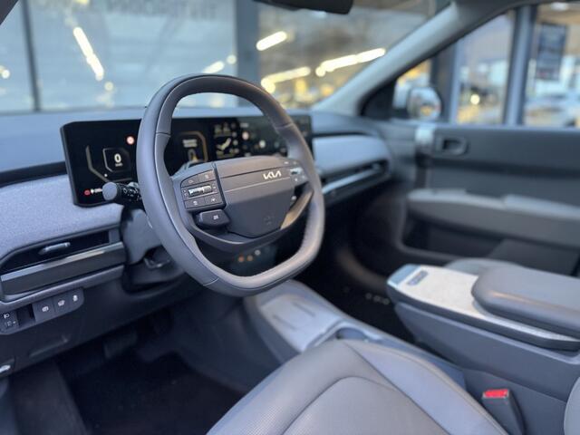 KIA EV3 Plus Adv. 81.4 kWh | Schuifdak | Camera | Harman/Kardon