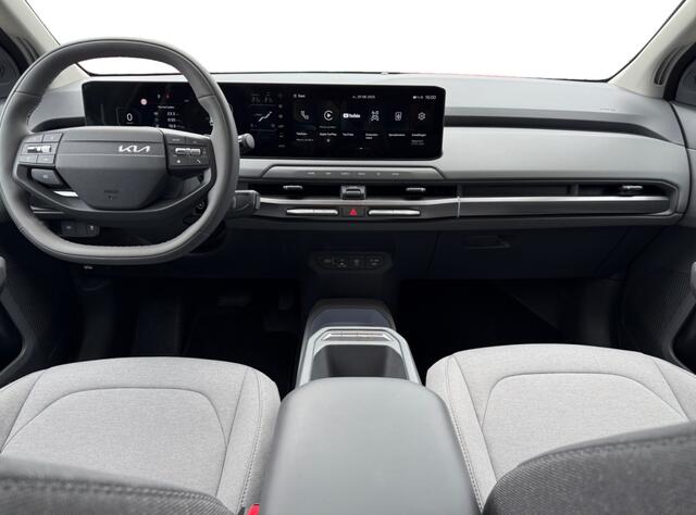 KIA EV3 Air 58.3 kWh I Allseason banden | Apple Carplay/Android Auto | LED koplampen