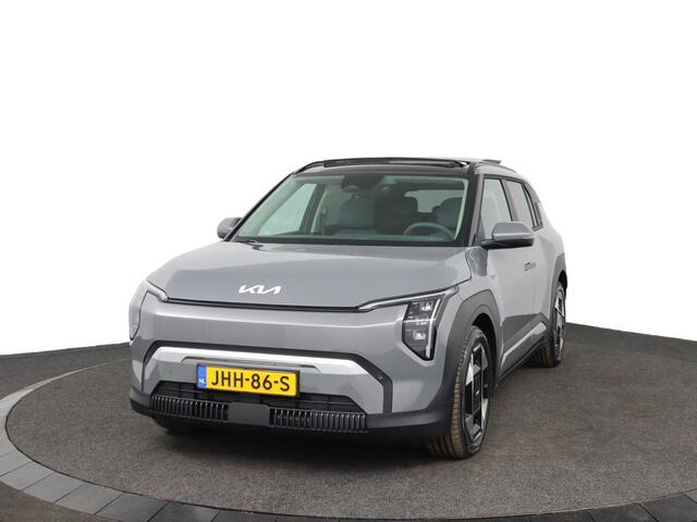 KIA EV3 Plus Advanced 81.4 kWh - Schuif-/kanteldak - Stoel-/stuurverwarming - Cruise Control adaptief - Navigatie - Fabrieksgarantie tot 10-2032