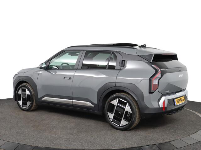 KIA EV3 Plus Advanced 81.4 kWh - Schuif-/kanteldak - Stoel-/stuurverwarming - Cruise Control adaptief - Navigatie - Fabrieksgarantie tot 10-2032