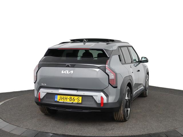 KIA EV3 Plus Advanced 81.4 kWh - Schuif-/kanteldak - Stoel-/stuurverwarming - Cruise Control adaptief - Navigatie - Fabrieksgarantie tot 10-2032