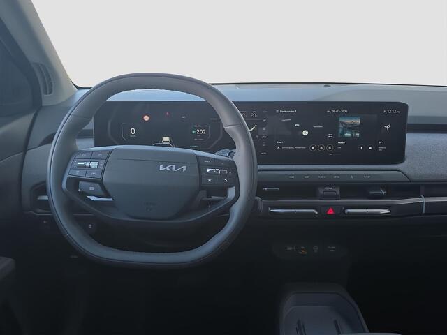 KIA EV3 Plus 81.4 kWh | Dodehoek | Navigatie | Stoel/stuur-verwarming | Carplay / Android Auto | Privacy glass