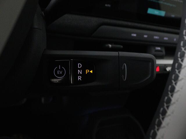 KIA EV3 GT-Line 81.4 kWh NIEUW!! | Uit voorraad leverbaar! Panoramadak | Leder | 19 Inch |