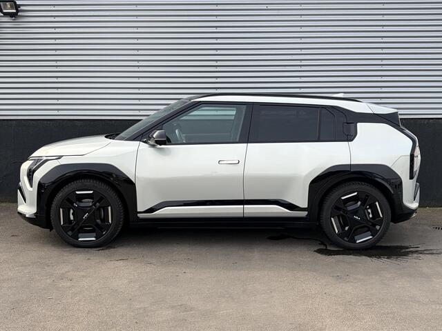 KIA EV3 GT-PlusLine 81.4 kWh Trekhaak, Schuif-/kanteldak, 360° camera, Stoel- & stuurwielverwarming, Stoelkoeling navigatie, Apple CarPlay/Android Auto, NL-auto, boekjes compleet