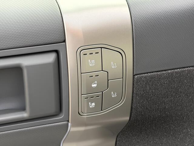 KIA EV3 GT-PlusLine 81.4 kWh Trekhaak, Schuif-/kanteldak, 360° camera, Stoel- & stuurwielverwarming, Stoelkoeling navigatie, Apple CarPlay/Android Auto, NL-auto, boekjes compleet