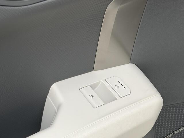 KIA EV3 GT-PlusLine 81.4 kWh Trekhaak, Schuif-/kanteldak, 360° camera, Stoel- & stuurwielverwarming, Stoelkoeling navigatie, Apple CarPlay/Android Auto, NL-auto, boekjes compleet