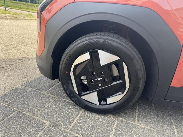 KIA EV3 Plus 58.3 kWh , Snel Leverbaar!, Inclusief 3000 Euro Inruilpremie, Complete Uitvoering!, Voorraadkorting!