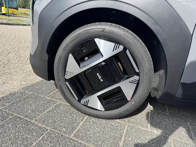 KIA EV3 Plus Advanced 81.4 kWh , Snel Leverbaar!, Inclusief 3000 Euro Inruilpremie, Complete Uitvoering!, Voorraadkorting!