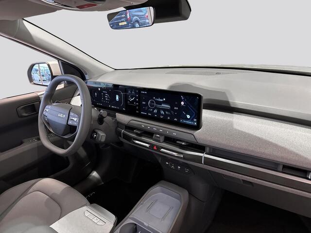 KIA EV3 Plus Advanced 58.3 kWh | Panoramaschuifdak | 19" velgen | Harman Kardon | Privacy Glass | Stoel- en stuurwielverwarming |