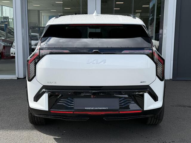 KIA EV3 GT-PlusLine 81.4 kWh | Direct leverbaar | Actieprijs incl. lopende Kia inruilpremie | Schuif/kantel dak | Stoelverwarming/ventilatie | Elektrische voorstoel(en) | Elektrische achterklep |