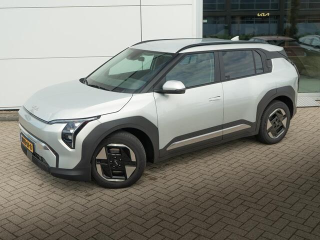 KIA EV3 Plus 81.4 kWh | Stoel en stuurverwarming | Navi | Dode hoek assistentie |
