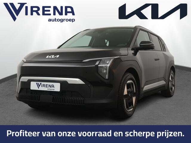 KIA EV3 Plus 81.4 kWh - ¤3000,- Inruilpremie - Stoel/Stuur verwarming - Apple Carplay/Android Auto - Navigatie - Achteruitrij camera - Keyless entry - Fabrieksgarantie t/m 12-12-2032