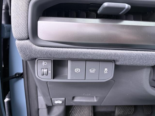 KIA EV3 Plus Advanced 81.4 kWh Panoramadak | Stoelverwarming | Stuurverwarming | Harman/kardon