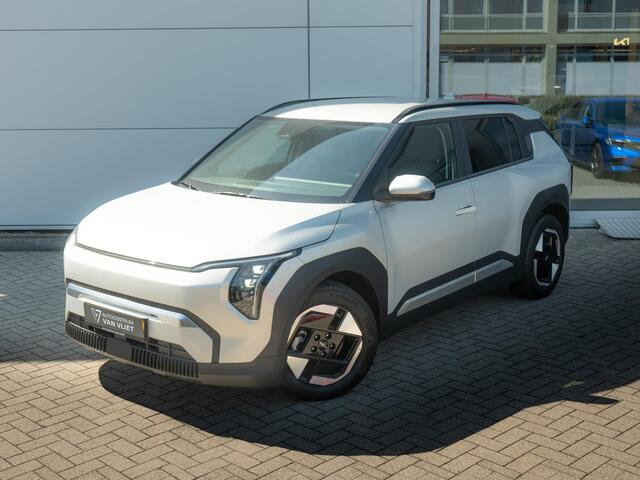 KIA EV3 Plus 81.4 kWh | Stoel en stuurverwarming | Navi | Dode hoek assistentie |