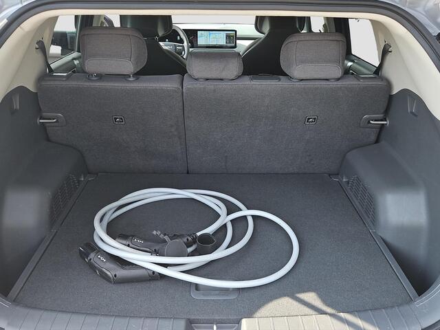 KIA EV3 Plus 81.4 kWh | Dodehoek Assistentie | Adapt. Cruise | Stoel- En Stuurverwarming | CarPlay/Android Auto | Wireless Charging Mobiel |
