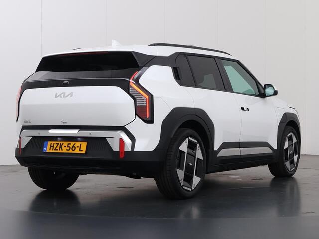 KIA EV3 Plus Advanced 81.4 kWh | SOH 100% | Panoramaschuifdak | 19" velgen | Harman Kardon | Privacy Glass | Stoel- en stuurwielverwarming |