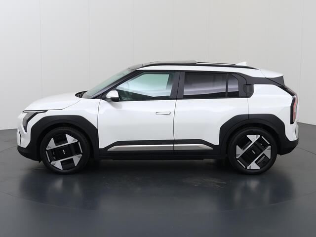 KIA EV3 Plus Advanced 81.4 kWh | SOH 100% | Panoramaschuifdak | 19" velgen | Harman Kardon | Privacy Glass | Stoel- en stuurwielverwarming |