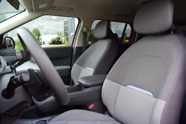 KIA EV3 Plus 58.3 kWh | Dodehoekdetectie | Draadloze Telefoonlader | Adaptieve Cruise Control | Tot 10Jr. Kia-Garantie |