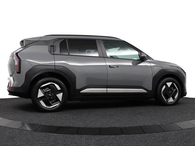 KIA EV3 Plus 81.4 kWh - Stoel/stuurwiel verwarming - Adaptieve Cruisecontrole - LED lampen - Fabrieksgarantie tot 04-2032