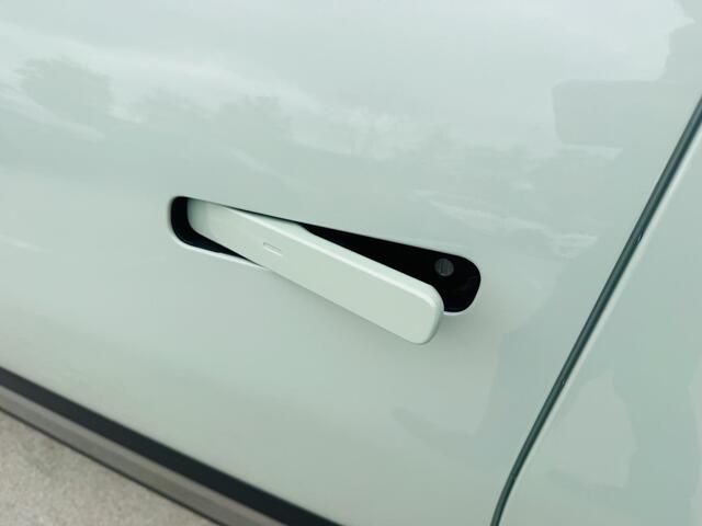 KIA EV3 Plus 81.4 kWh Stoel- & Stuurverw. | Privacyglass | PDC rondom | Dodehoekdetectie | Vehicle to Load geschikt