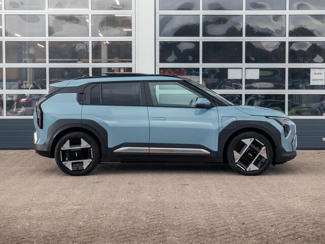 KIA EV3 Plus Advanced 81.4 kWh l Long range l Schuifkantel dak l Stoel en stuurwielverwarming l Lederlook bekleding l Accu SOH 99,1 % l – foto 4