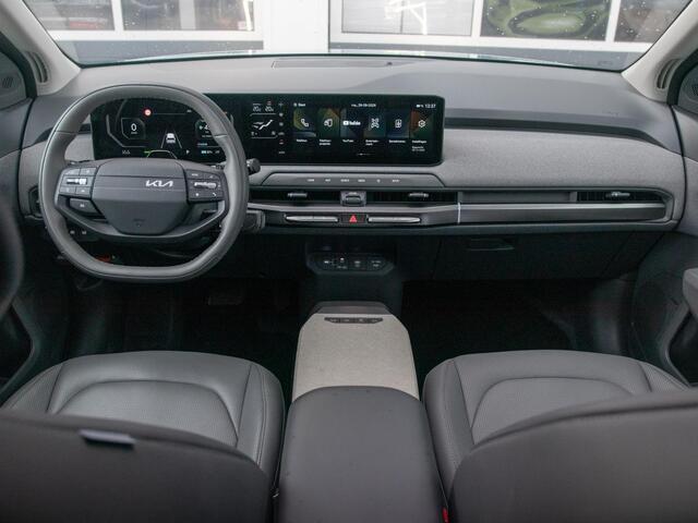 KIA EV3 Plus Advanced 81.4 kWh l Long range l Schuifkantel dak l Stoel en stuurwielverwarming l Lederlook bekleding l Accu SOH 99,1 % l – foto 8
