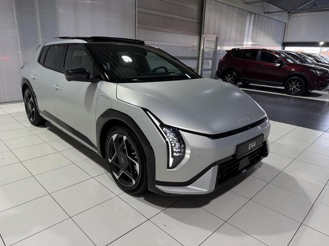 KIA EV4 GT-PlusLine 81.4 kWh ,Unieke kleur Matte Ivory Silver, Direct uit voorraad leverbaar.