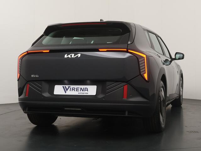 KIA EV4 Air 81.4 kWh - ¤2000 Inruilpremie - Stoel/Stuur verwarming - Apple Carplay/Android Auto - Achteruitrij camera - Adaptive cruise control - Fabrieksgarantie t/m 25-12-2032