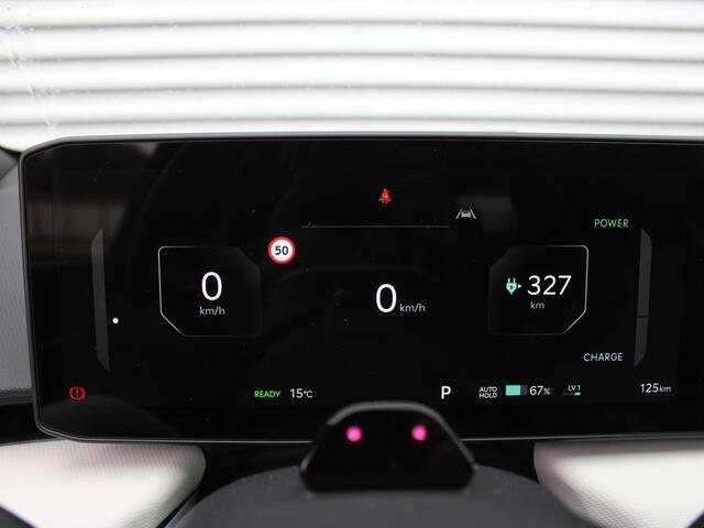 KIA EV4 GT-PlusLine 81.4 kWh | Schuifdak | Stuur-/stoelverwarming + ventilatie | Camera rondom | Elek. stoelverstelling | Leer | HUD | LED | 19" LM |