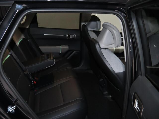 KIA EV4 Plus Advanced 58.3 kWh | Panoramaschuifdak | Verwarmbare achterbank | Harman Kardon | Privacy glass | Dodehoekassistentie |