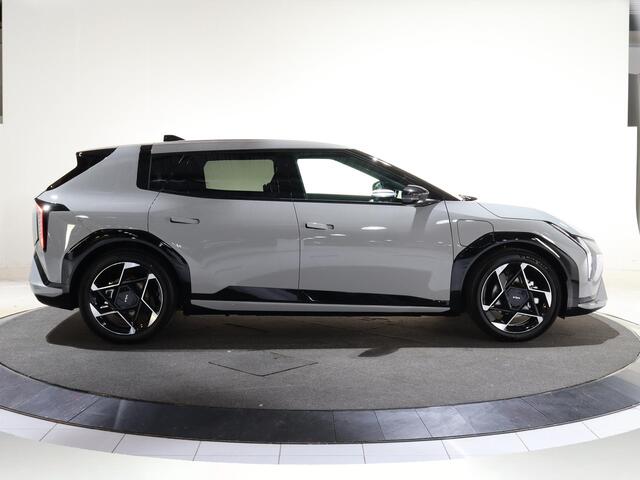 KIA EV4 GT-Line Business Edition 81.4 kWh | Adaptieve cruise control | Stoel- en stuurwielverwarming | Achteruitrijcamera | 19" LM velgen GT-Line | LED-koplampen |