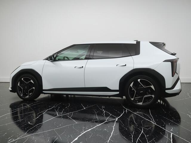 KIA EV4 GT-Line Business Edition 81.4 kWh (SOH 100%) - Navigatie - Camera - Lederen bekleding - Afneembare trekhaak - Fabrieksgarantie tot 02-2033