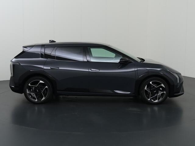 KIA EV4 GT-Line Business Edition 81.4 kWh | Navigatie | Cruise Control Adaptief | Stoel/Stuurverwarming | Climate Control | Parkeercamera | 19" LM velgen | LED | Apple Carplay/Android Auto | Keyless Entry/Go |