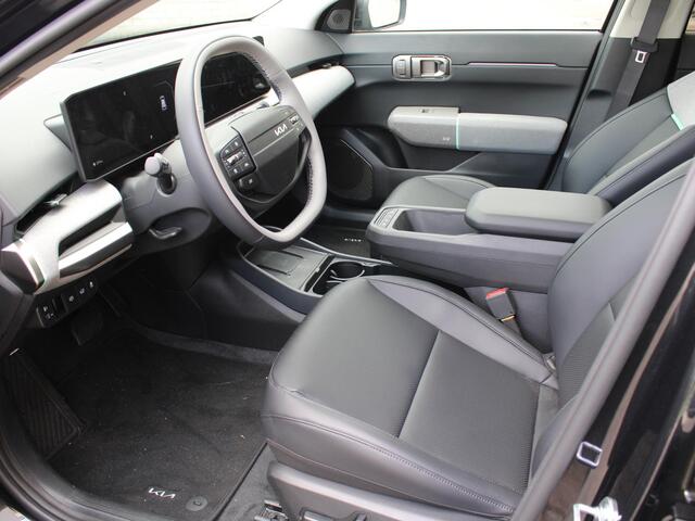 KIA EV4 Plus Advanced 58.3 kWh | PANORAMSICH SCHUIFDAK | HARMAN KARDON | STOEL & STUURVERWARMING |