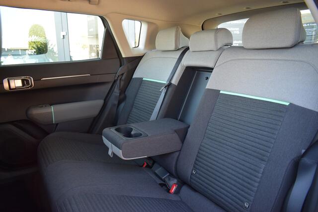 KIA EV4 Air 58.3 kWh | Stoel-/ Stuurverwarming | Adaptieve Cruise Control | Climate Control | Tot 10Jr. Kia-Garantie |
