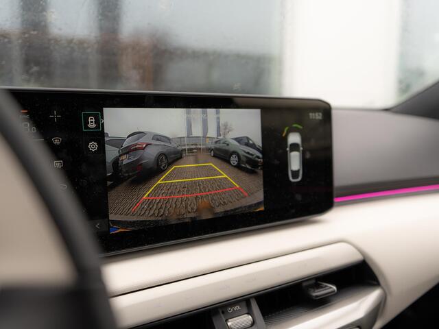 KIA EV4 Fastback GT-Line Business Edition 81.4 kWh Stoel+stuurverwarming | GT-Line interieur | Navigatie | LMV | Carplay | unieke kleur!