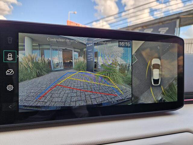 KIA EV4 Fastback GT-PlusLine 81.4 kWh | Dodehoekcamera | Stoelventilatie | Pano | 360 Camera | HUD |