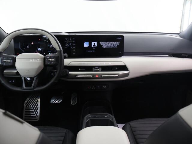 KIA EV4 Fastback GT-PlusLine 81.4 kWh | Panoramaschuifdak | Head-up display | Stoelventilatie voorstoelen | Harman Kardon |