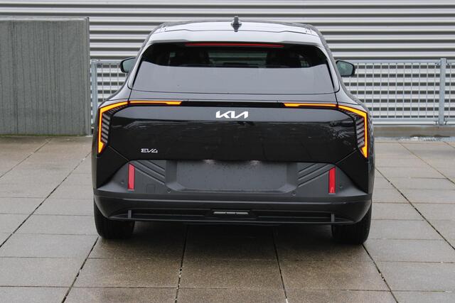 KIA EV4 Fastback Plus Advanced 81.4 kWh Nu €4.000,- voordeel | Direct uit voorraad leverbaar