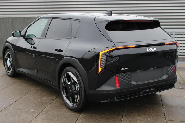 KIA EV4 Fastback Plus Advanced 81.4 kWh Nu €4.000,- voordeel | Direct uit voorraad leverbaar