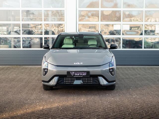 KIA EV4 Fastback GT-Line Business Edition 81.4 kWh | Direct leverbaar | Gunstige fiscale waarde! | Navi. | Clima. | Adapt. Cruise. | Stoel&Stuur Verwarming | Dodehoekassistentie | GT-Line Vegan Lederen Stoelbekleding – foto 3
