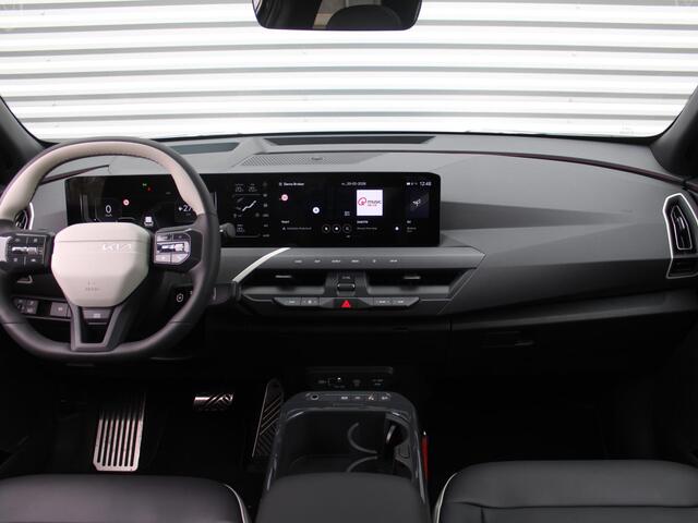 KIA EV5 GT-PlusLine 81.4 kWh | Schuifdak | Stuur-/stoelverwarming + ventilatie | Warmtepomp | 360 Camera | Elek. stoelverst. | Leer | HUD | LED | 19" LM |