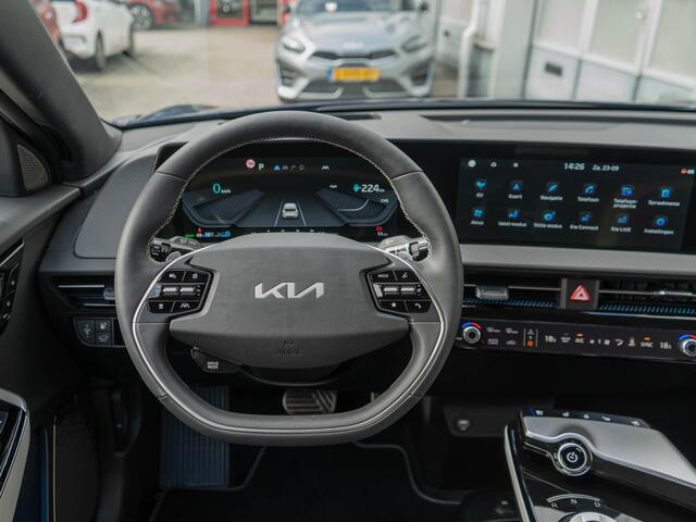 KIA EV6 GT-Line 77.4 kWh Uit Voorraad leverbaar | Navi | Adapt. Cruise | Schuif-/kanteldak | Stoel-/stuurverwarming | 360 camera