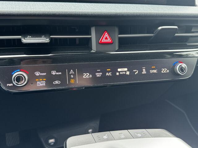 KIA EV6 Light Edition 58 kWh | Snel Leverbaar!!! | Stoelverwarming | Adaptieve Cruise Control | Keyless Go |